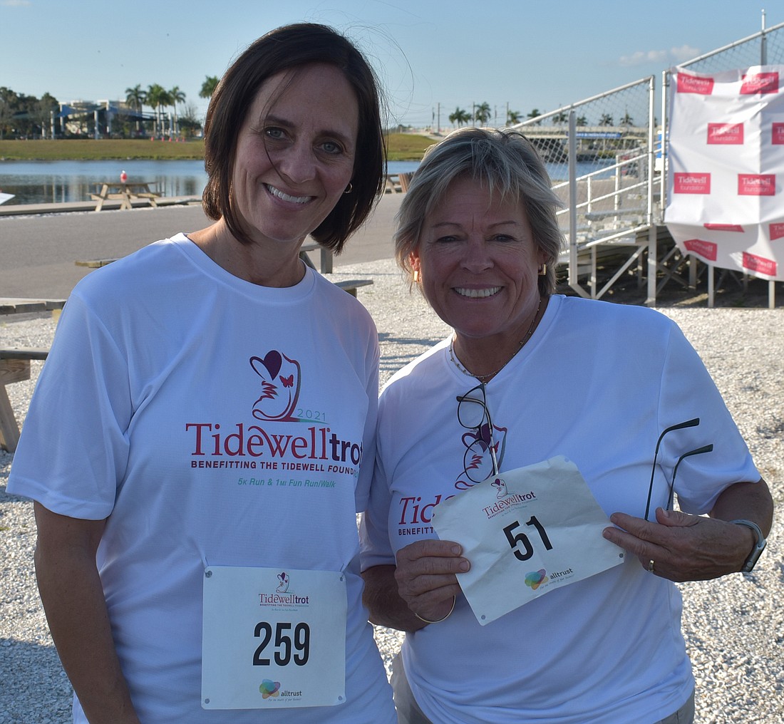 Amie Miller (left) and Marianne Groenings. Photo by Scott Lockwood.