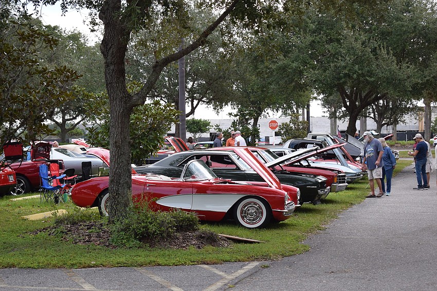 Those who showed cars had to choose whether they wanted to sit in the sun, or perhaps have some leaves fall on their precious show cars.