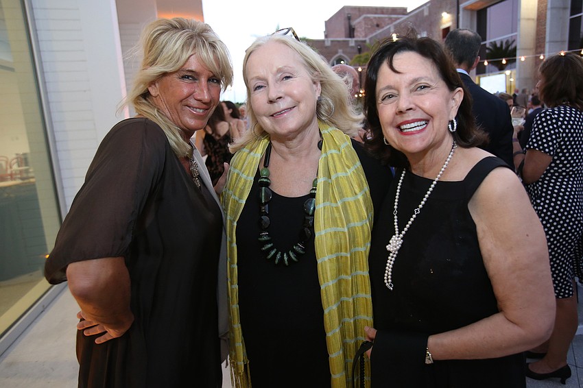 Elizabeth Gay, Jan Hetland and Katheryn Carr