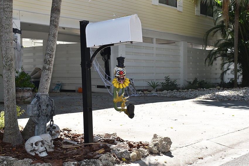 752 St. Judes Drive North