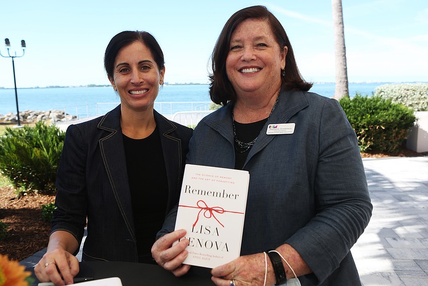 Speaker Lisa Genova and Executive Director Stephanie Grosskreutz