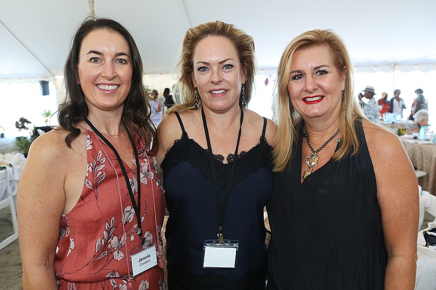 Jennie Compton, Knickole Barger and Kelly Abercrombie