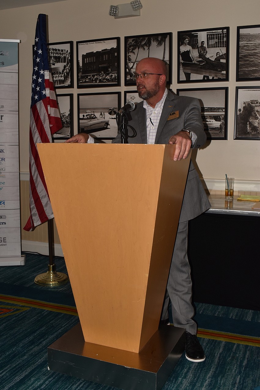 Willie McLaughlin opened the awards.