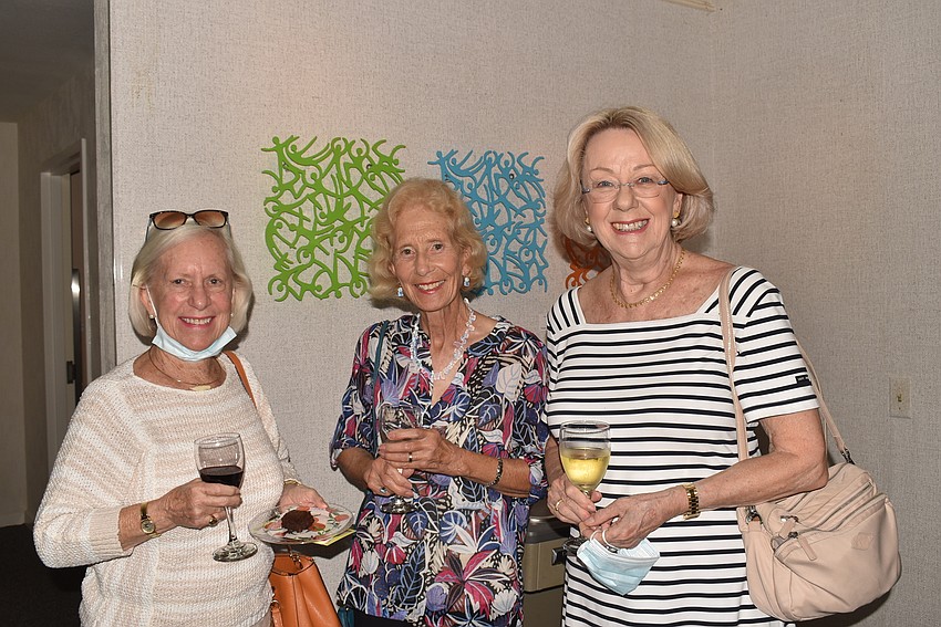 Daphne Walker, Diana Emrich-Cable and Maggie Romanes