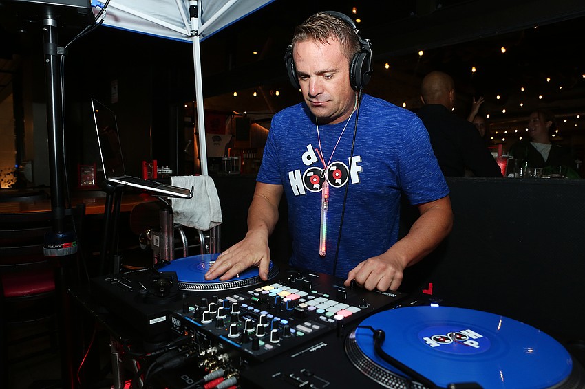 Brian Vanderhoof plays music on State Street.
