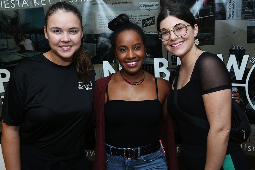 Kelly Dungan, Sydney Johnson and Alisa Hodzic