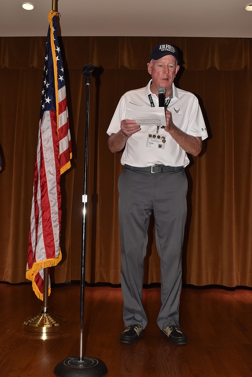 Terry Purcell, Tidewell volunteer and Air Force veteran, welcomed the attendees.
