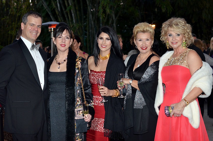 Roberto and  Clara Villanueva, Christina Sadler, Maryse Lelievre and Gay Daniel