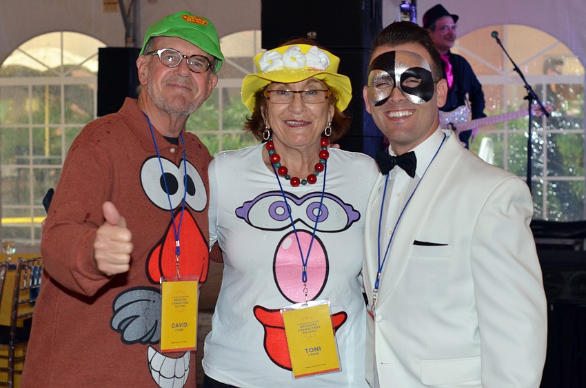 David and Toni Lyon as Mr. and Mrs. Potato Head with John Walters IV