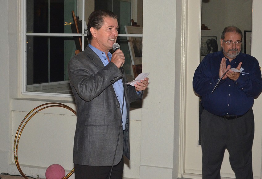 ounder of Circus Sarasota Pedro Reis thanks the crowd.