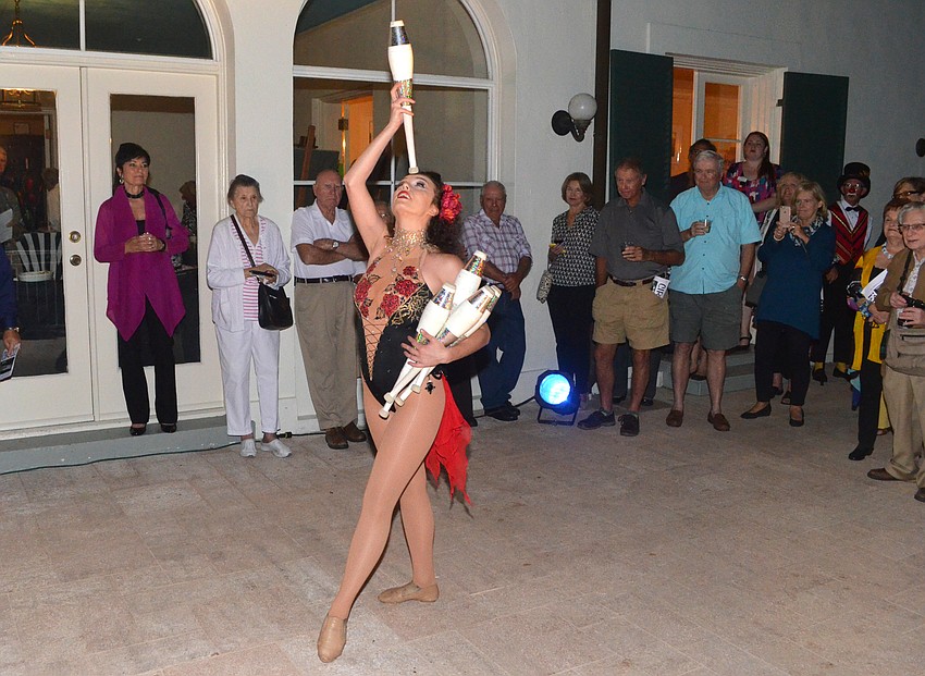 Gena Cristiani performs for the crowd.