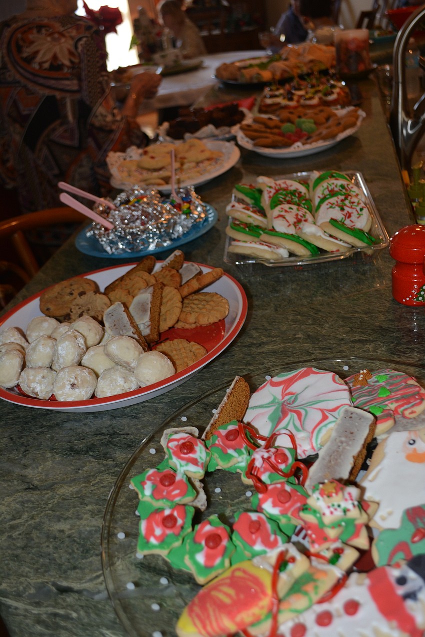 No one went hungry at the Holly Jolly event.