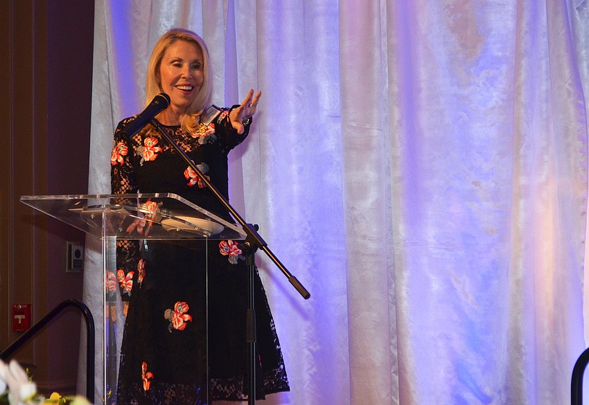 Co-Chairwoman Barbara Ackerman thanks Paula Abdul for her support.