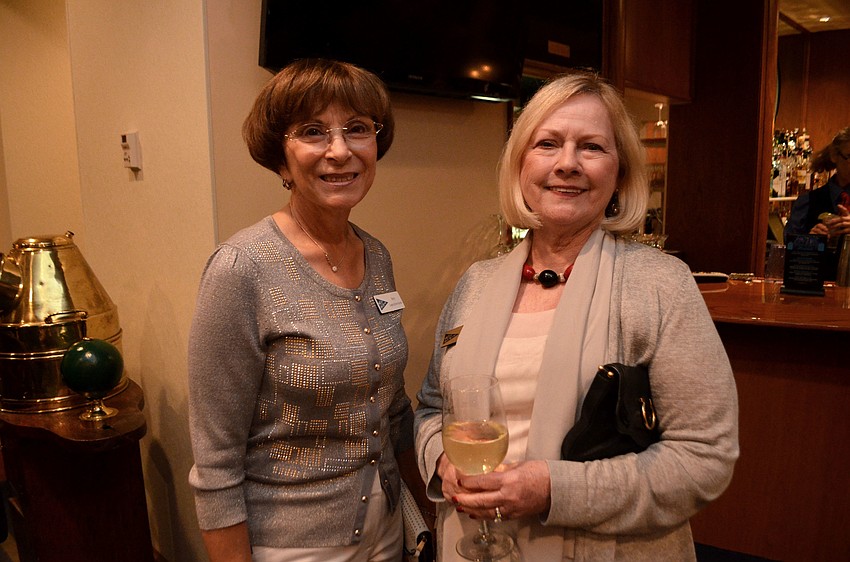 Betty Goree and Barbara Sanandres