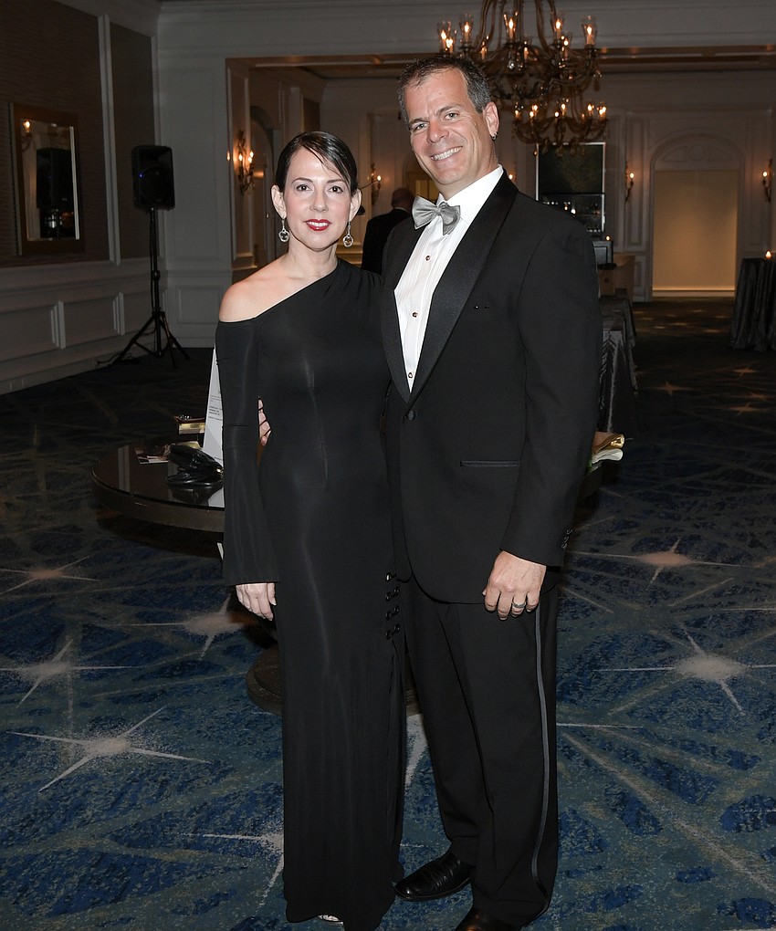 Clara Reynardus de Villanueva and Roberto Villanueva