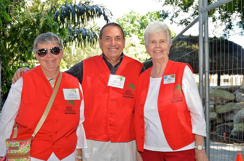 Margie and Albert Perna with Patty Klamert