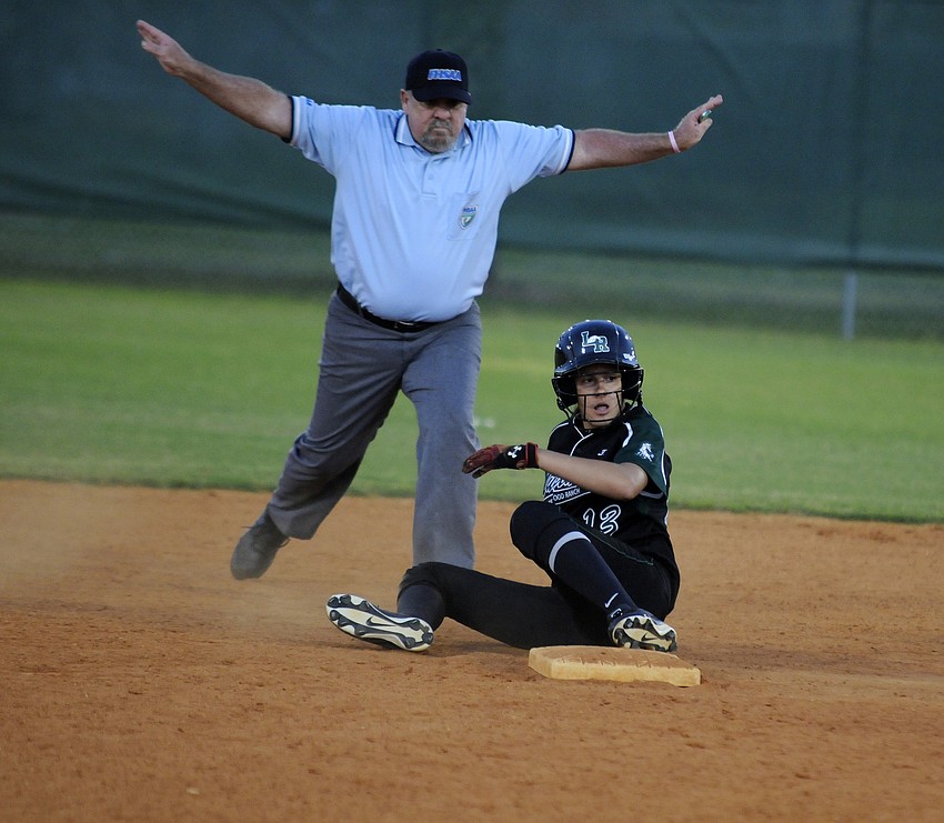 Lakewood Ranchâ€™s Kyra Klarkowski stole second base in the sixth inning.