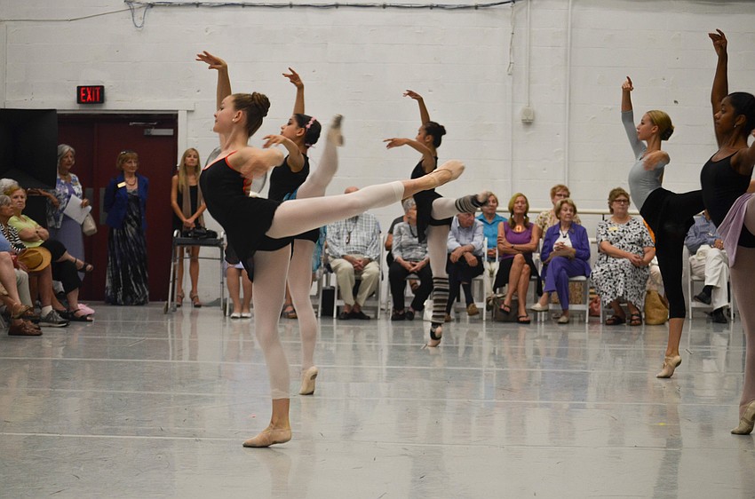 Friends of Sarasota Ballet members admire the students of the CarreÃ±o-Barbieri Summer Intensive