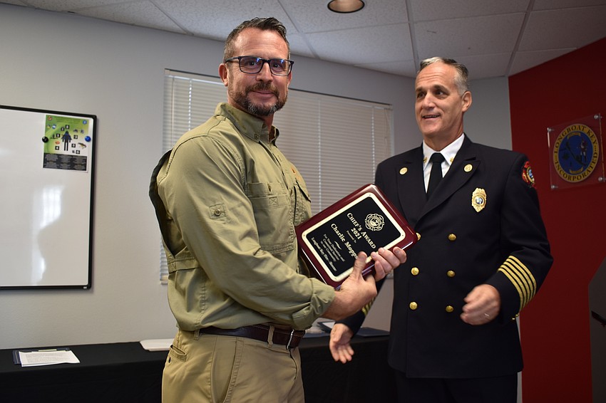 Longboat Key Town Project Manager Charlie Mopps won the 2021 Chief’s Award. Fire Chief Paul Dezzi congratulated Mopps on Wednesday morning.