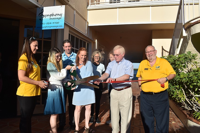 Kellie Spring, Brianna Graves, James Graves, Chrissy Stites, Susan Udermann, Ken Schneier and Jack Dean