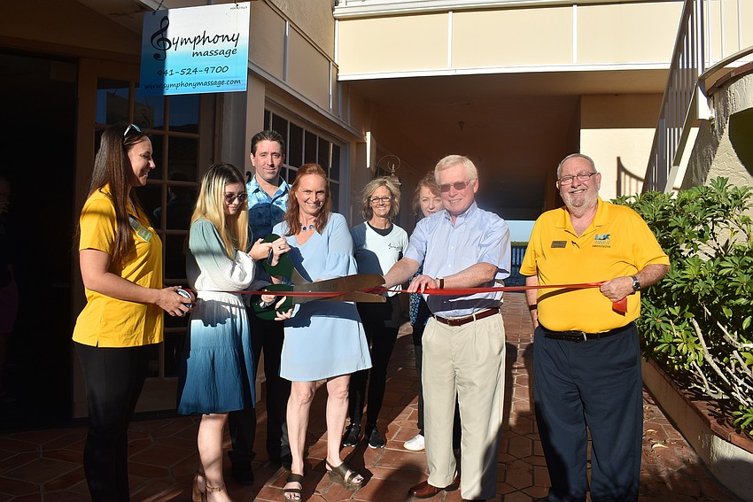 Kellie Spring, Brianna Graves, James Graves, Chrissy Stites, Susan Udermann, Ken Schneier and Jack Dean