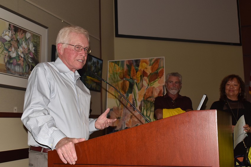 Mayor Ken Schneier welcomed attendees and acknowledged the artists.