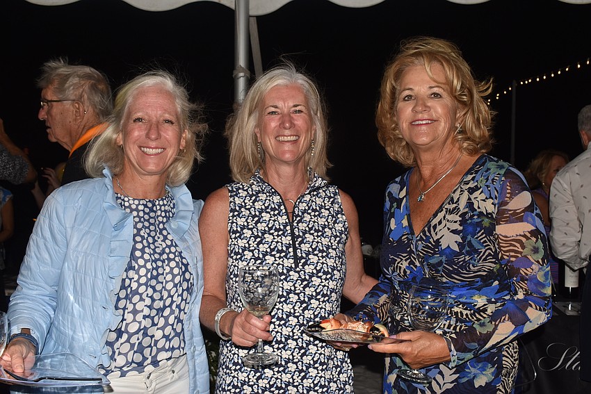 Beth Schroeder, Louise Berg and Carol Wetzig