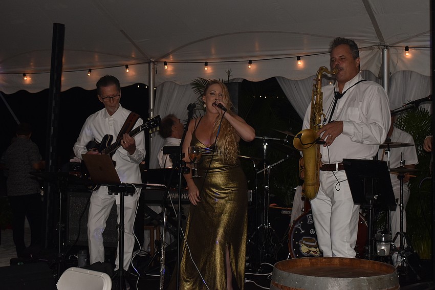 Live music followed light string music.