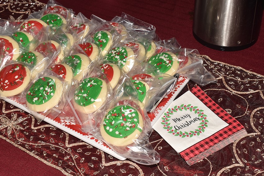 The chapel set out cookies and hot chocolate for attendees.