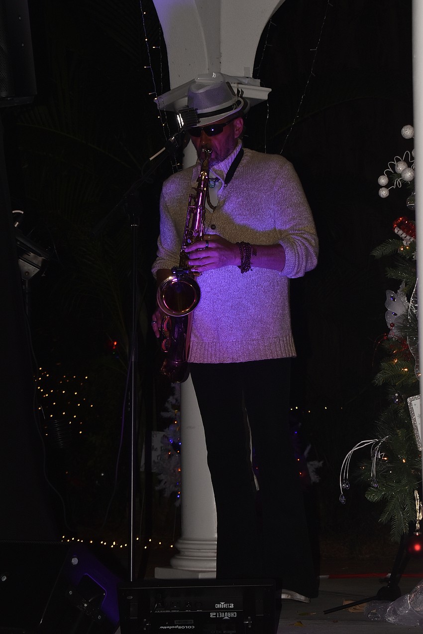 Boris and Sax performed for the evening.