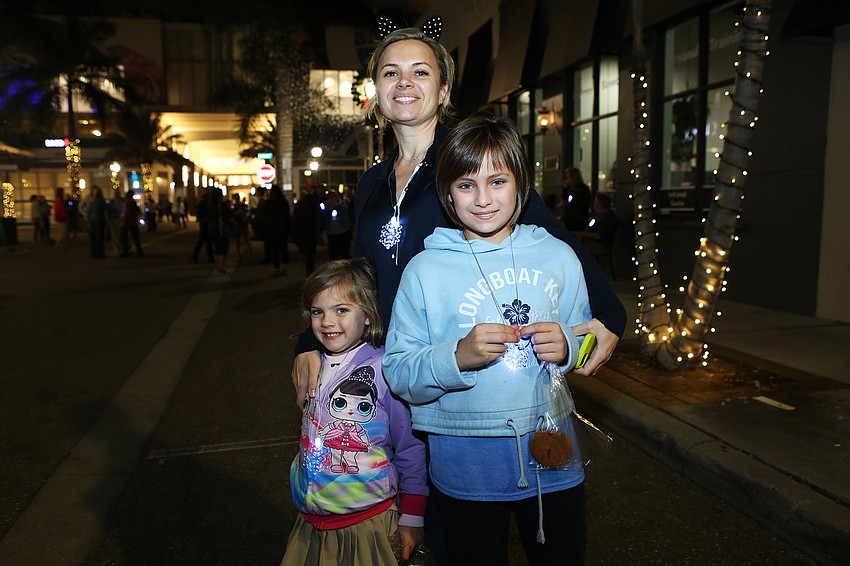 Amilia, Vilia and Aleksia Dragovoy