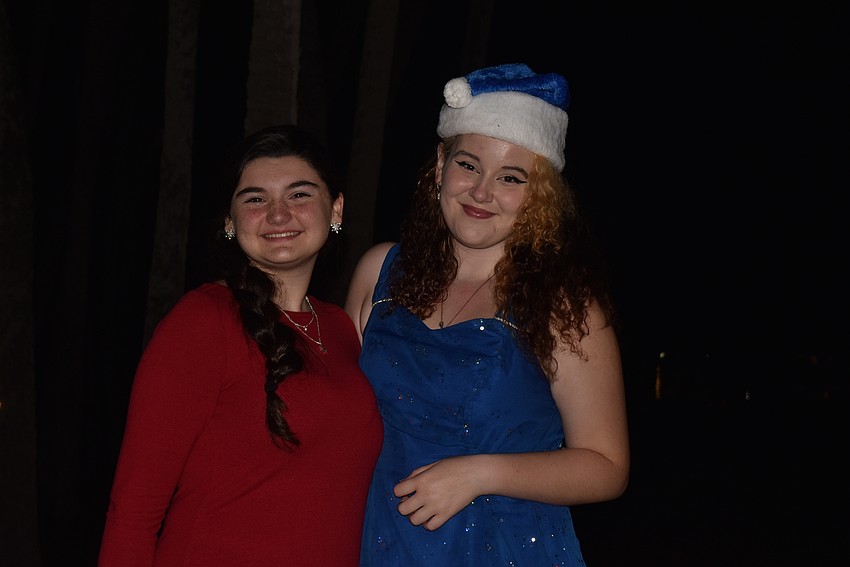 Isabelle Sprouse and Baylee 