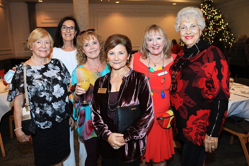 Anne Murfin, Anna Rinaldi, Sheri Russell, Luisa Goldman, Debbie Grossman and Sandra Brookshire