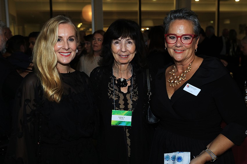 Dana Darnley, Nancy Markle and Lora Wey