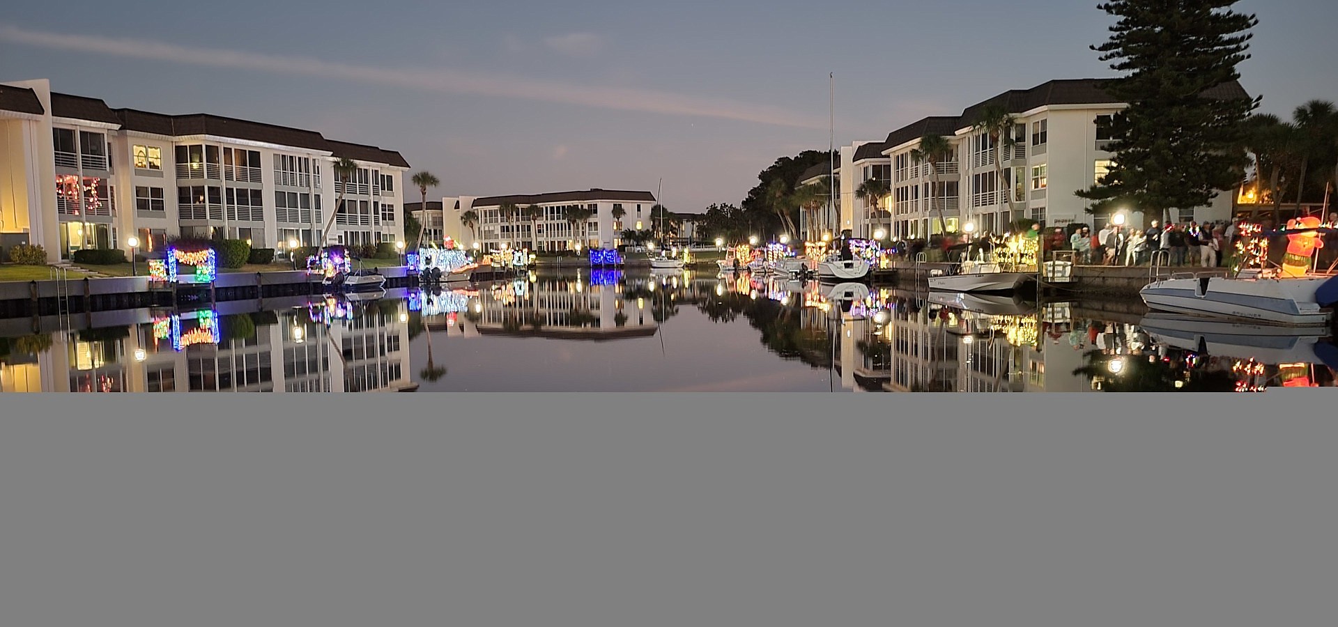 Longboat Harbour Condominium hosts annual Lighting of the Docks