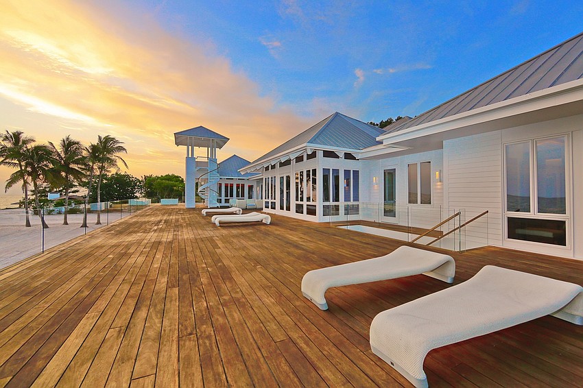 A sundeck overlooking the Gulf of Mexico.