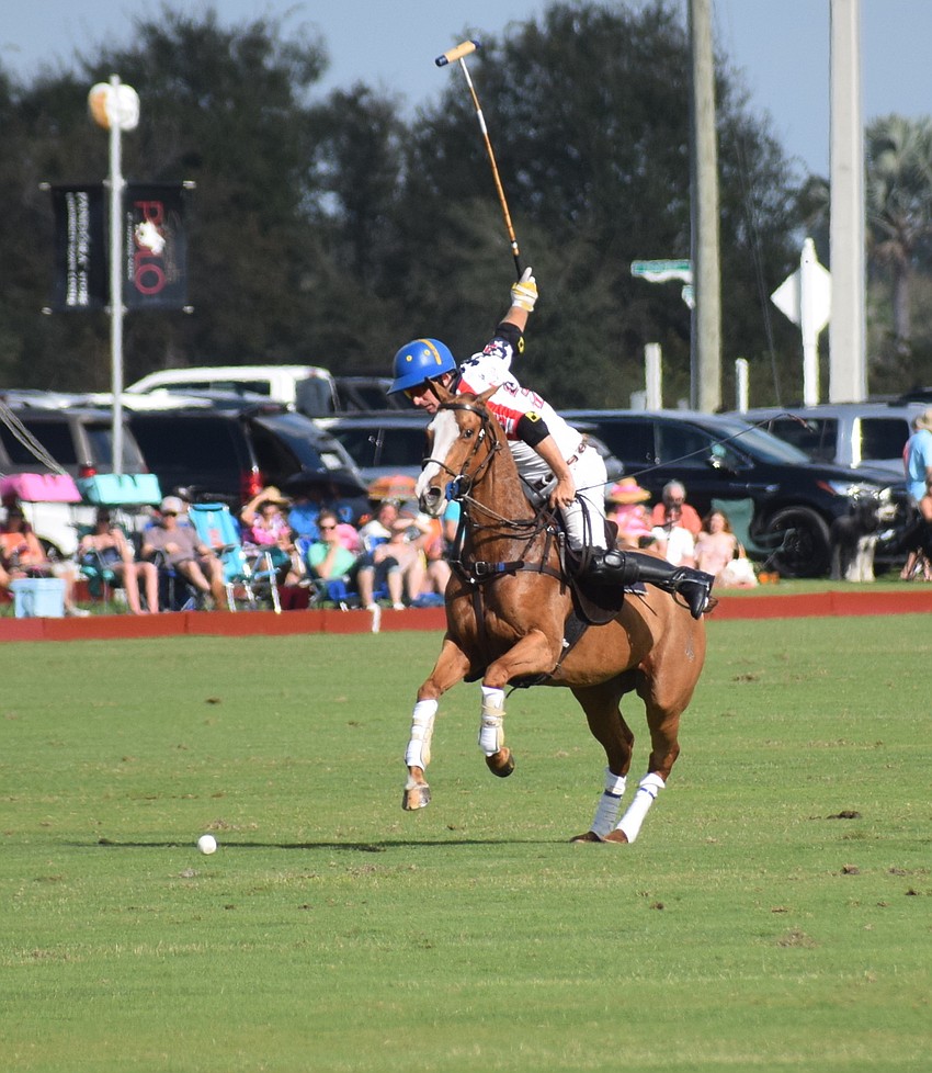 Martin Eddy rips a shot for Florado/Sharp Printing.