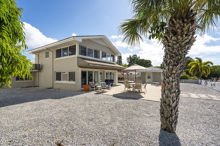 The lot at 540 North Washington Drive is 16,000 square feet.