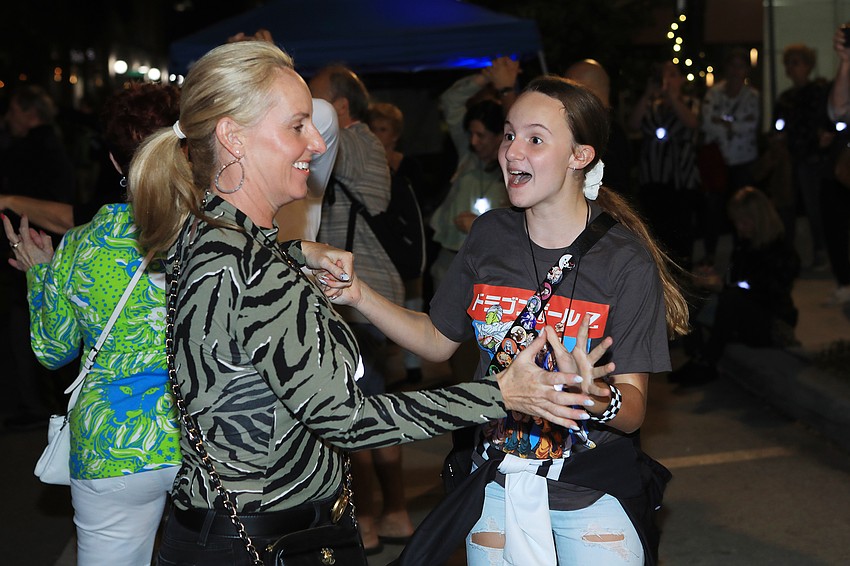 Leonie and Eva McDonald