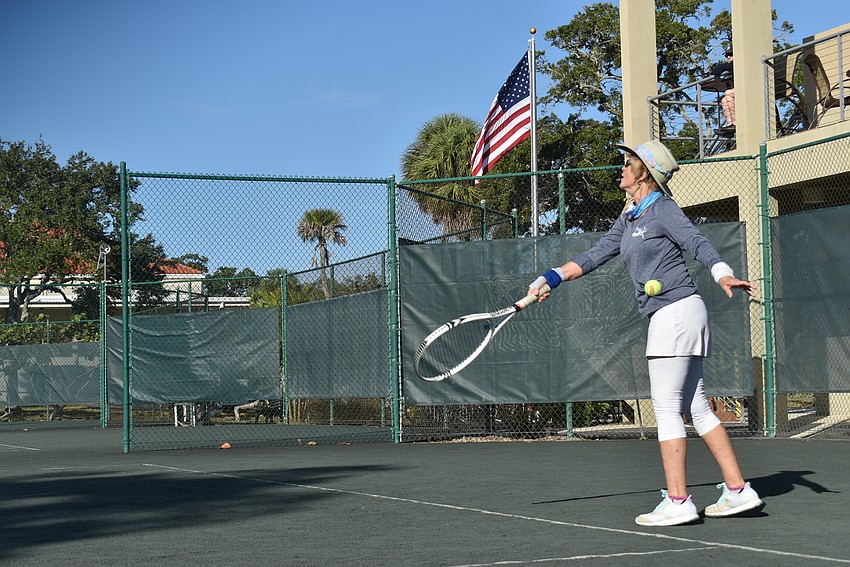 Cathy Tomass looks to find the ball during the Division 3 round robin.
