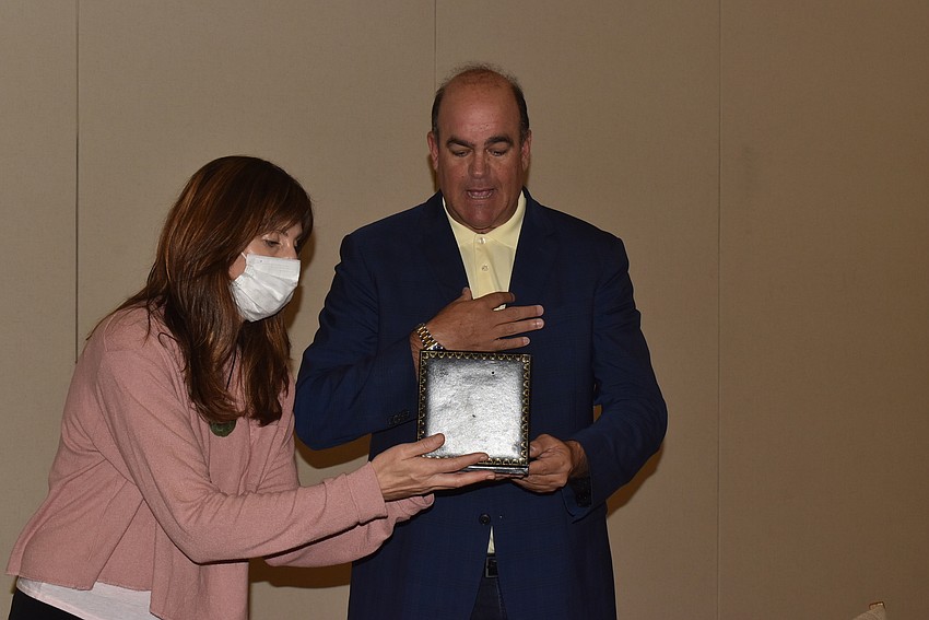 Pippa Schwimmer and Andrew Ford appraised a garnet necklace.