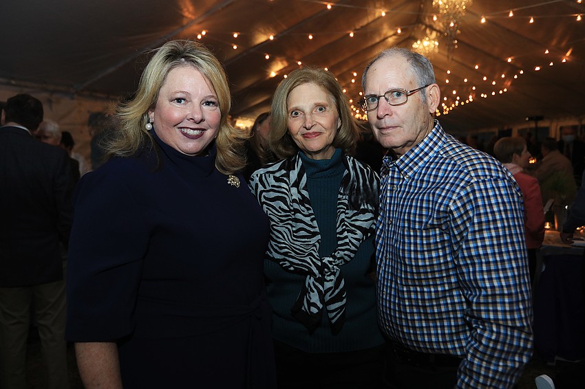 Marlo Turner with Barbara and Marty Bowling