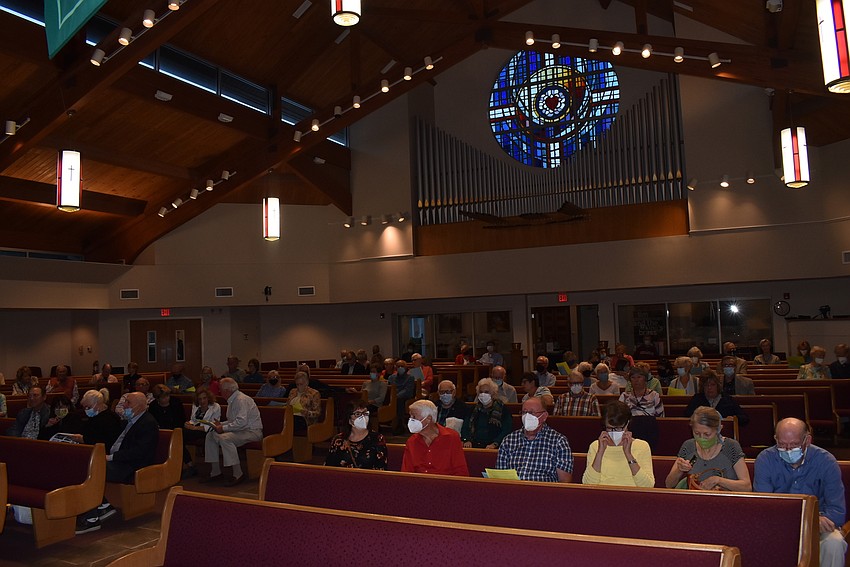 Dozens of members came to the concert.