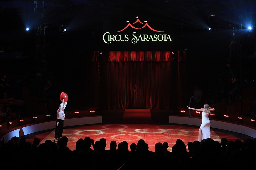 Bello Nock brings in the crowd for his act.