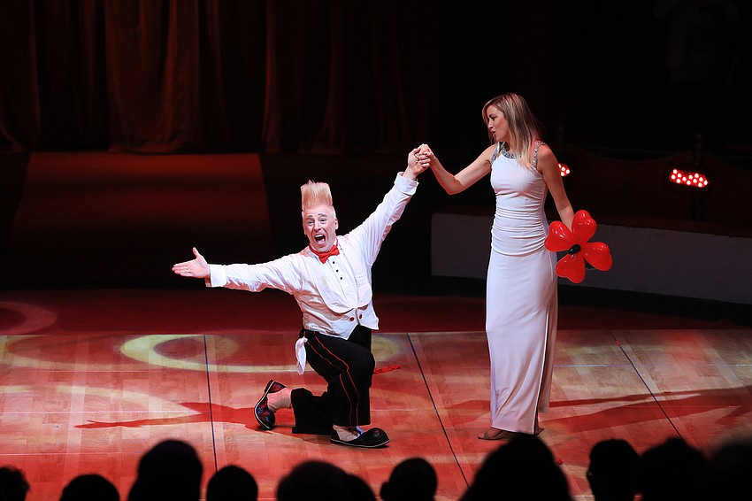 Bello Nock brings in the crowd for his act.