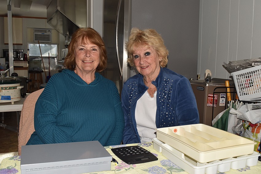 Beverly Miller and Coralie Wendt worked as cashiers.