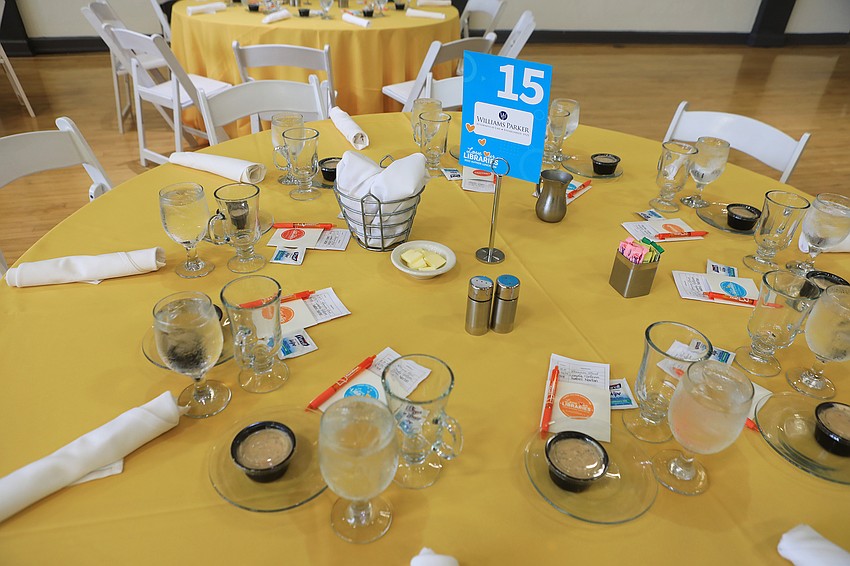 More than 400 people attended the luncheon.