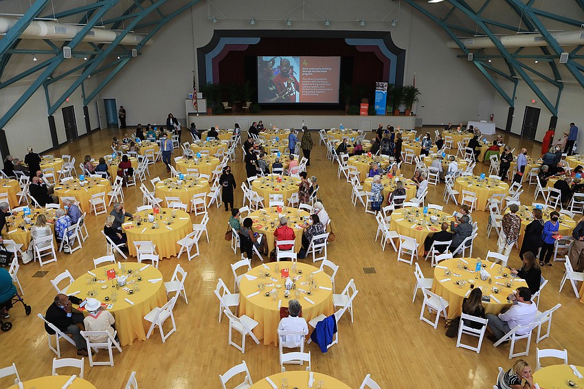 More than 400 people attended the luncheon.