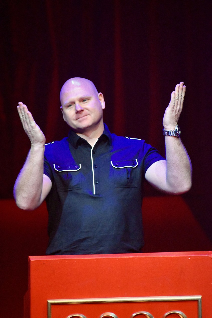 Inductee Nik Wallenda responds to the crowd's applause.