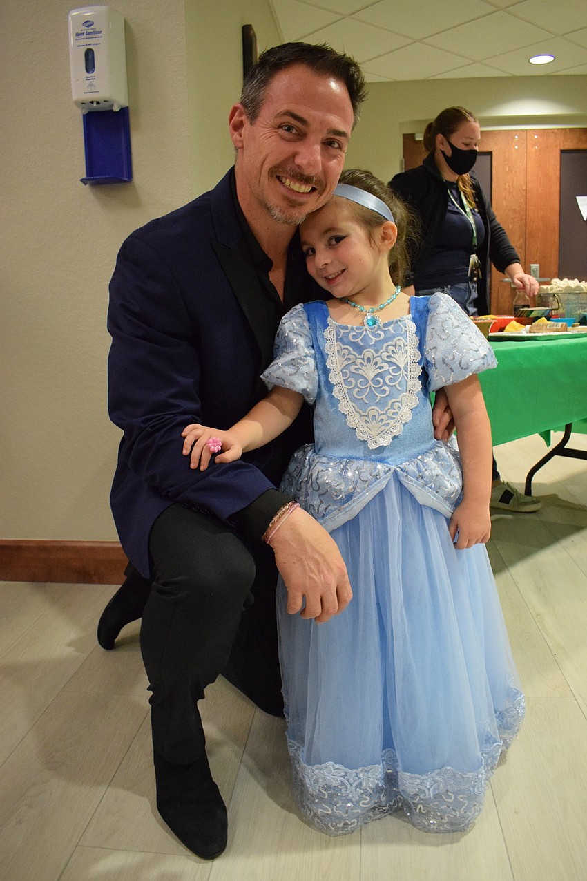 Mark Resnick loves spending time with his daughter Adley Resnick, who is in VPK. Adley Resnick is dressed as Cinderella. 